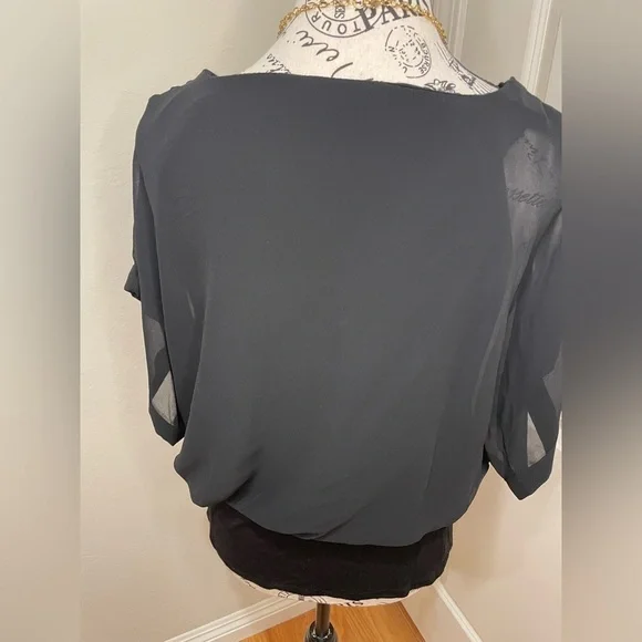 Joseph A Elegant Black Women's Top Size Large. - Picture 3 of 10